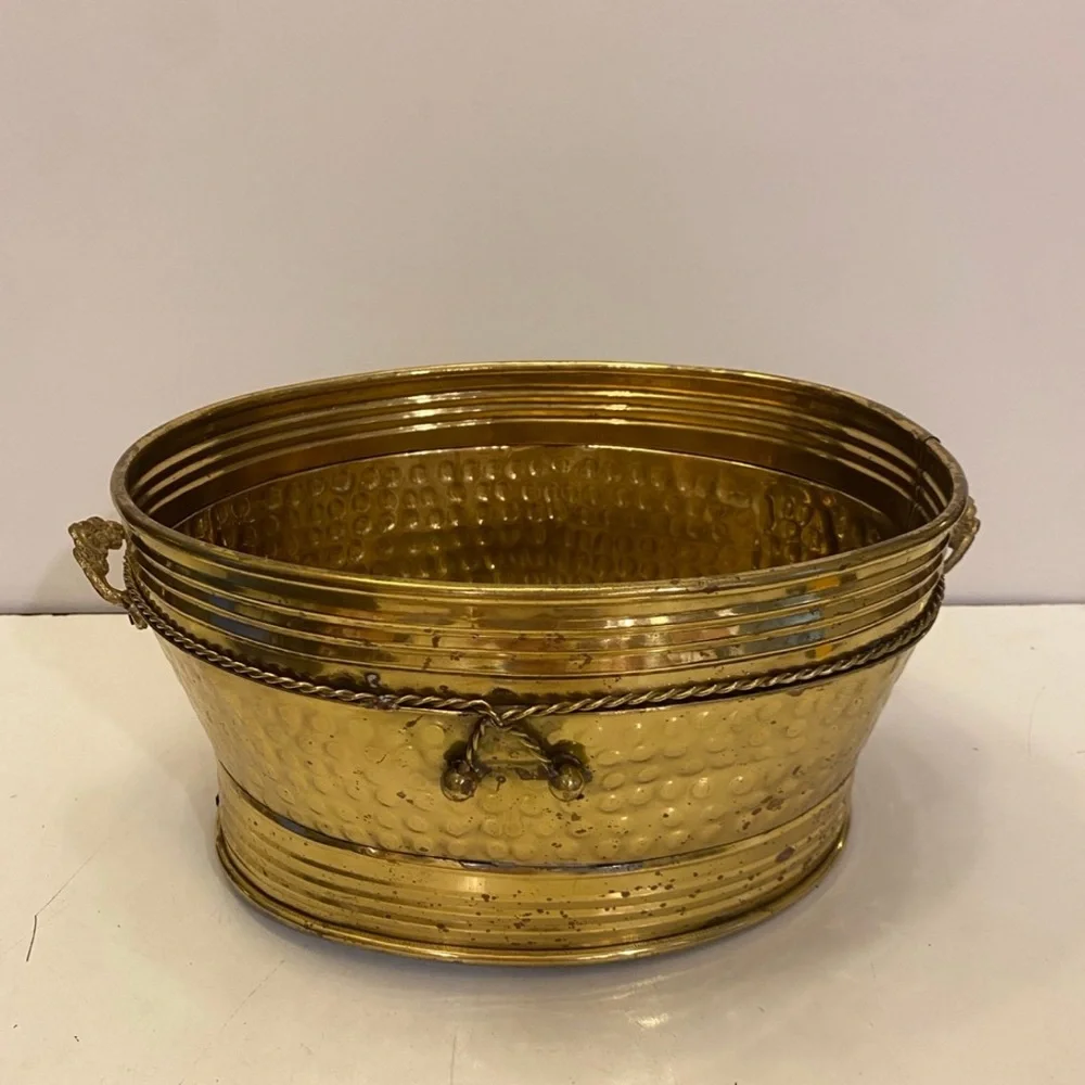 Vintage 12 inch brass bowl / planter decor - Picture 2 of 12